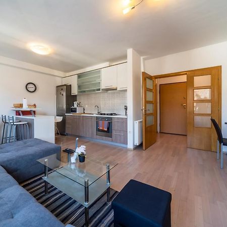 Super Petrova Apartment Zágráb Kültér fotó