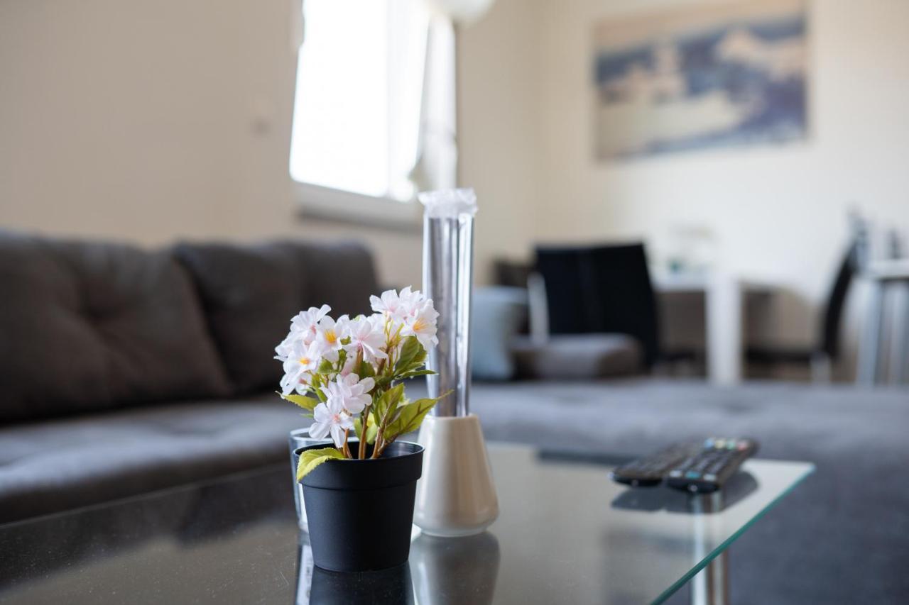 Super Petrova Apartment Zágráb Kültér fotó