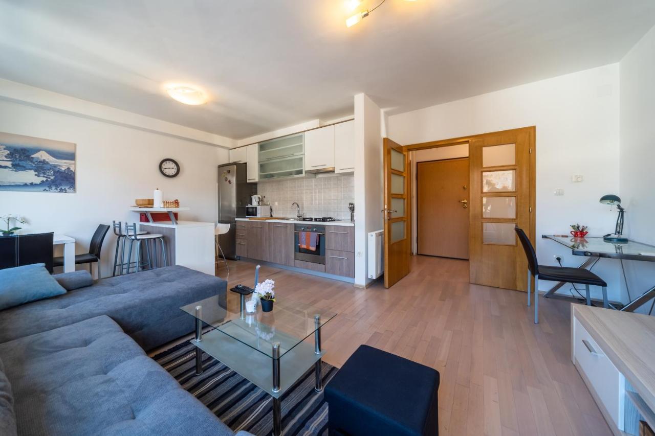 Super Petrova Apartment Zágráb Kültér fotó