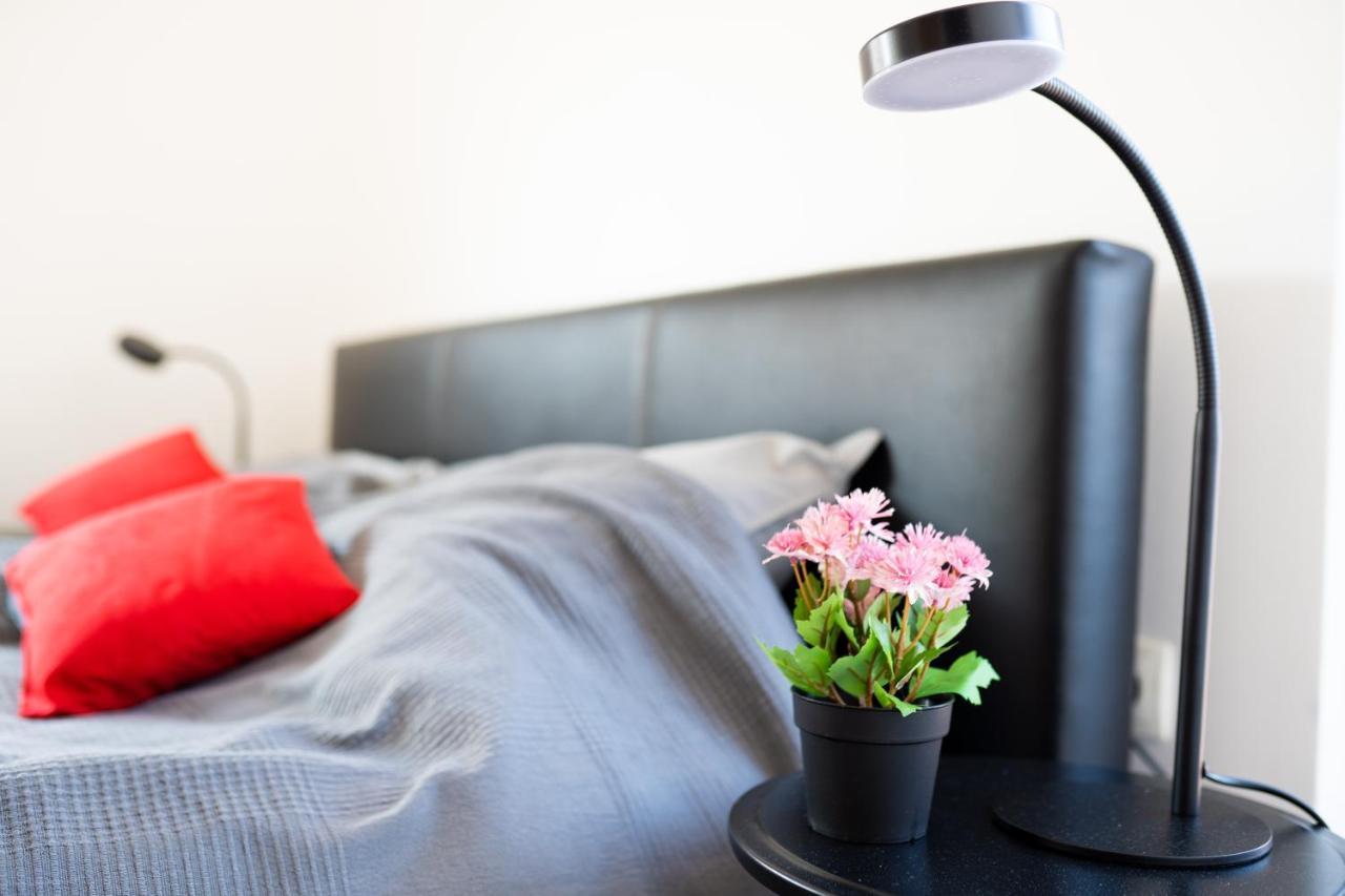 Super Petrova Apartment Zágráb Kültér fotó